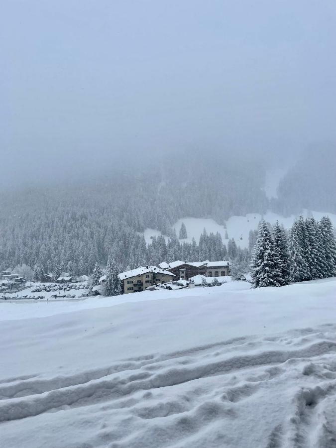 Appartamento Surrounded By Green - Luxury Chalet At The Foot Of The Dolomites La Villa  Esterno foto